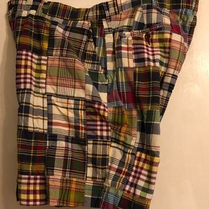 Men’s plaid shorts